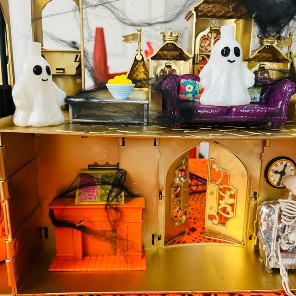 CUSTOM MADE Massive Gold Haunted Dollhouse - Picture 7 of 16